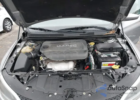 2015 Chrysler 200 Limited из США, поврежденный, VIN 1C3CCCAB6FN600267